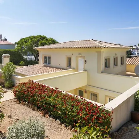Villa Povo Do Burro, Beautiful And Elegant Villa, Few Minutes Walk To Resort-3