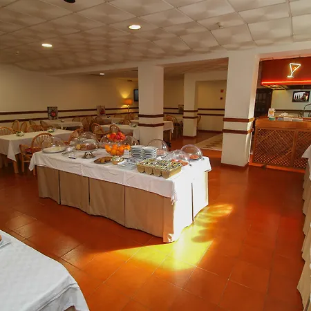 Best Western Hotel Dom Bernardo-2