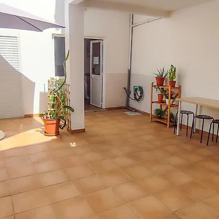 Surf Vibe Guest House-2