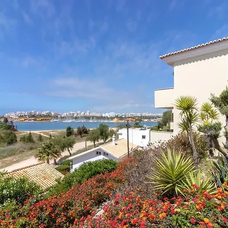 Luxury Townhouse N10 - Front-Line Sea Views-3