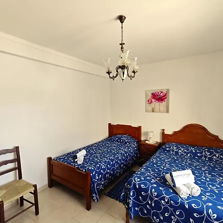 Pacheco'S Guesthouse-3