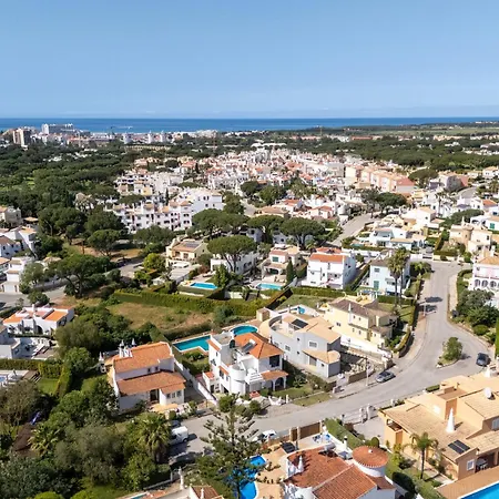 Villa Jade By Algarve Holidays-3
