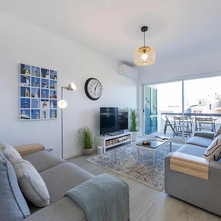 Apartment Julio Pomar, Swimming Pool-2