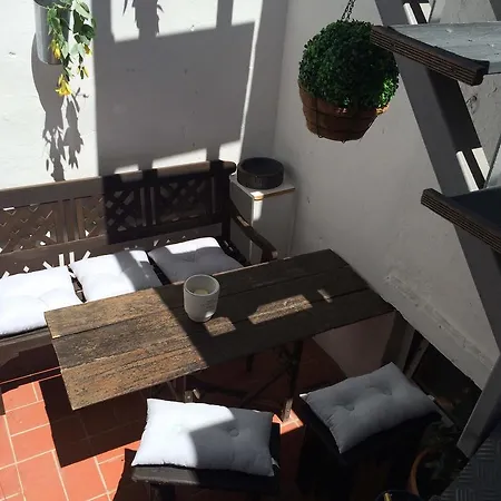 Old School Guest House-2