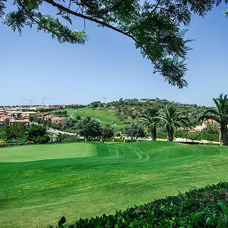 Luz Casas- 44 Fairview Village Boavista-3