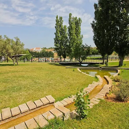 Apartamento T1 Em Lagos Com Piscina E Garagem-2