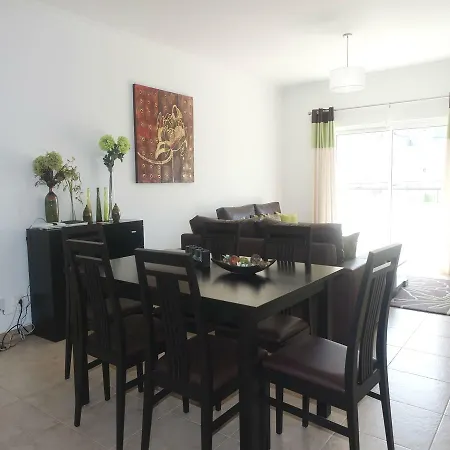 C04 - Pool View 3 Bed Apartment-2