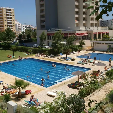 Apartamentos Jardins Da Rocha-3