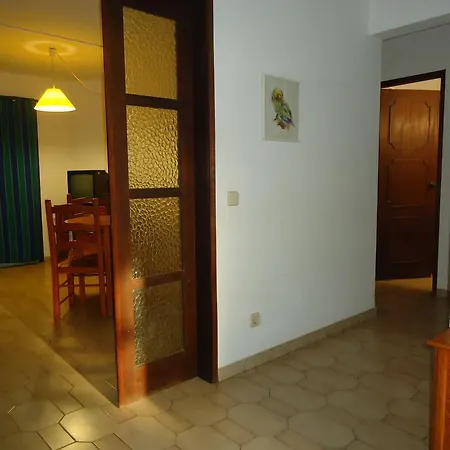Apartamentos Rainha D. Leonor - Al-2