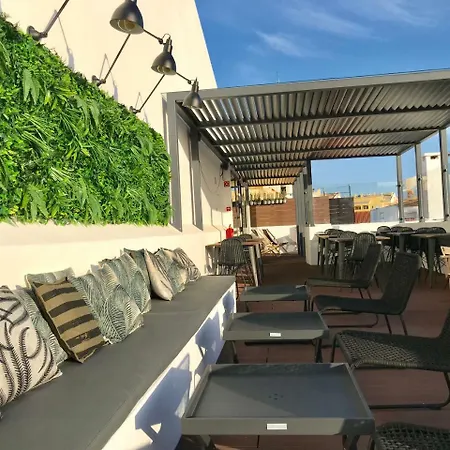 Alameda Exclusive House-3