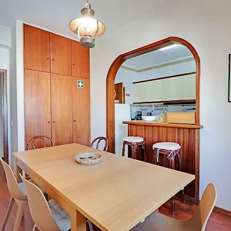 Faro Classic Apartment By Homing-2