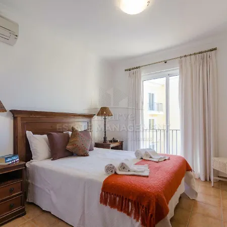 Jardim Da Meia Praia Apartment-3