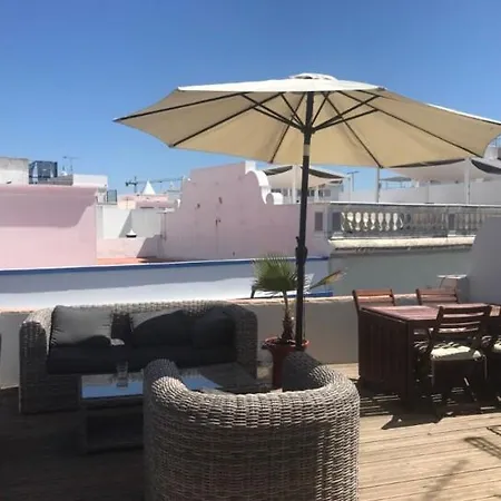 Olhao Citycentre Apartment-2