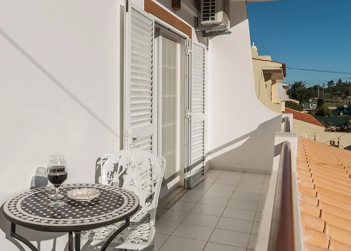 Bed and Breakfast Dipti'S Ferragudo 