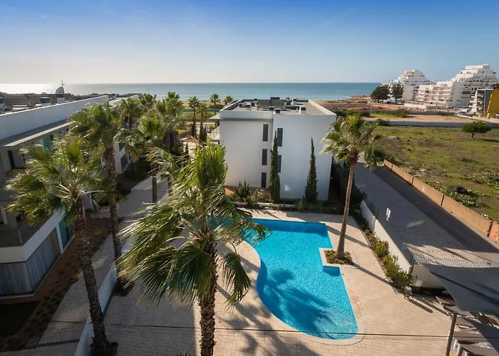 Cavalo Preto, Beach Resort Quarteira