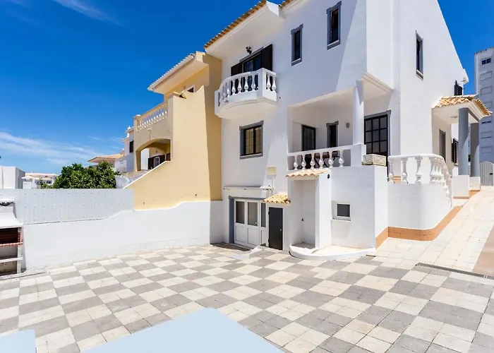 Best Guest Residence Lagos aceita animais de estimação