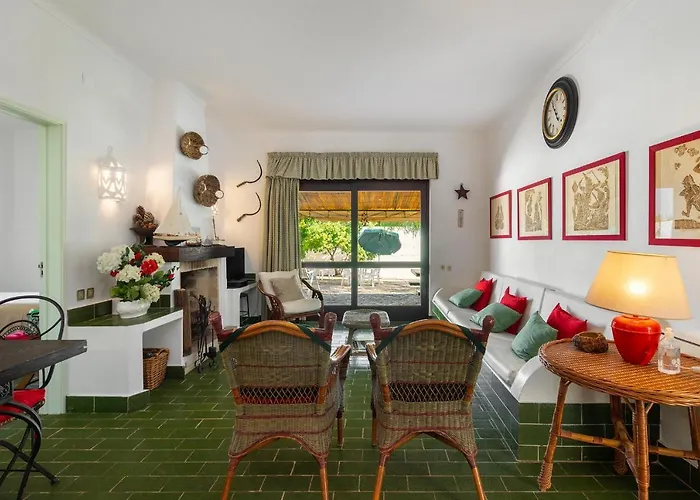 Whome | Balaia 3-Bed Family Holiday Villa Olhos de Agua 