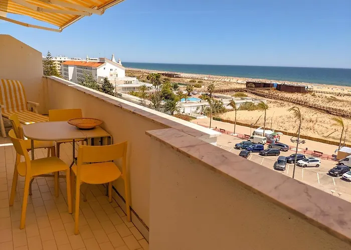 Seasun Vacation Rentals - Beach Monte Gordo