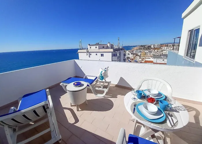 Huisdiervriedelijke Mira Atlantico 13- Terraco Com Vista Mar E Cidade, Wifi, 80Mt Praia Quarteira