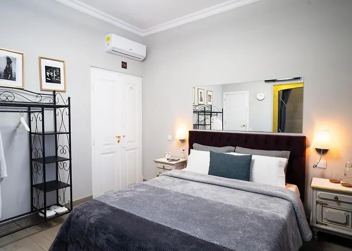 Downtown Loule Hotel