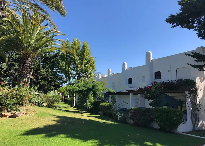 Beautiful Villa With Terrace & Garden Ferragudo 