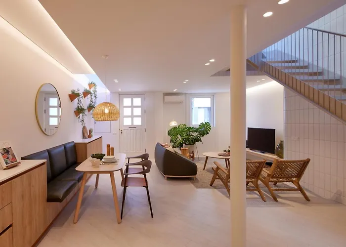 Bougainvillea 33 By My Cozy Home Faro