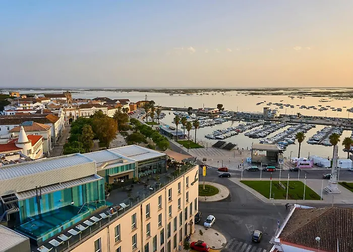 Hotel vicino a Arco da Vila