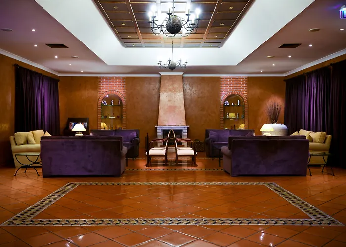 Tavira Hotels With Jacuzzi in Room near Tavira Science Centre