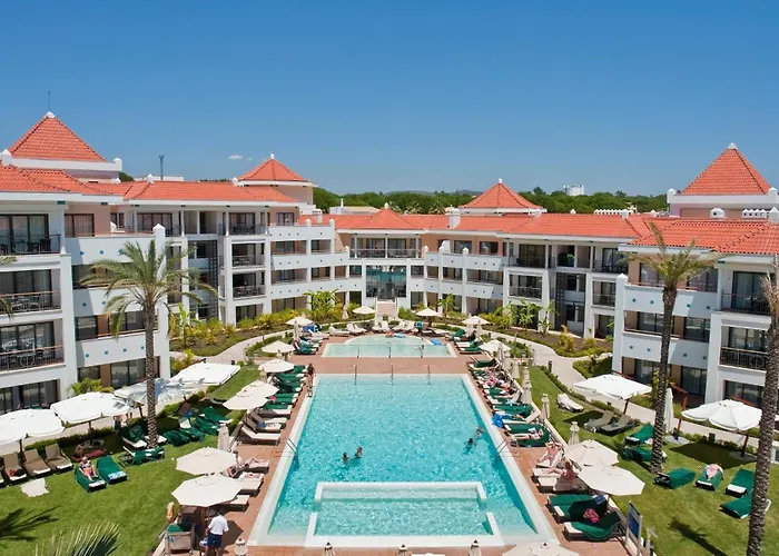 Hôtels à côté de Beach Tomates