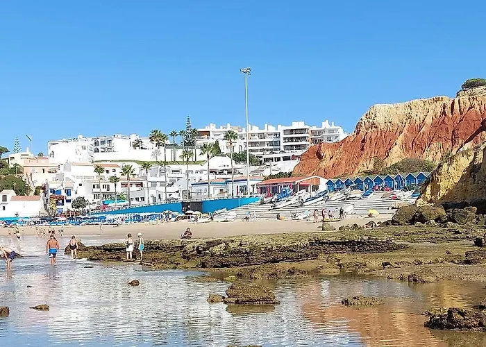 Paradise in Olhos D'água Beach Albufeira che accetta animali