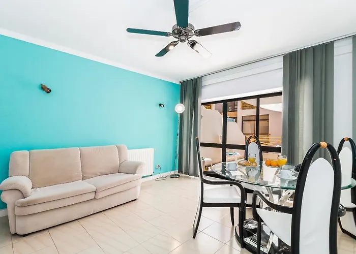 Passaro Azul Guesthouse By Algarve Golden Properties Lagos