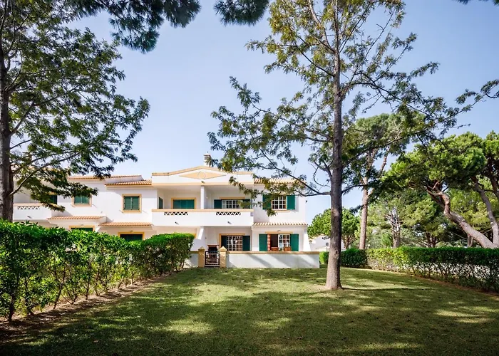 Falesia Beach Villa By The Portuguese Butler Olhos de Agua 