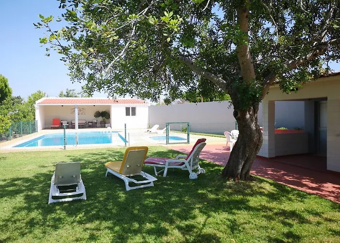 Casa Do Corgo Em Quarteira Vila