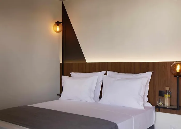 Alto House Faro, Al De Assinatura Modernista