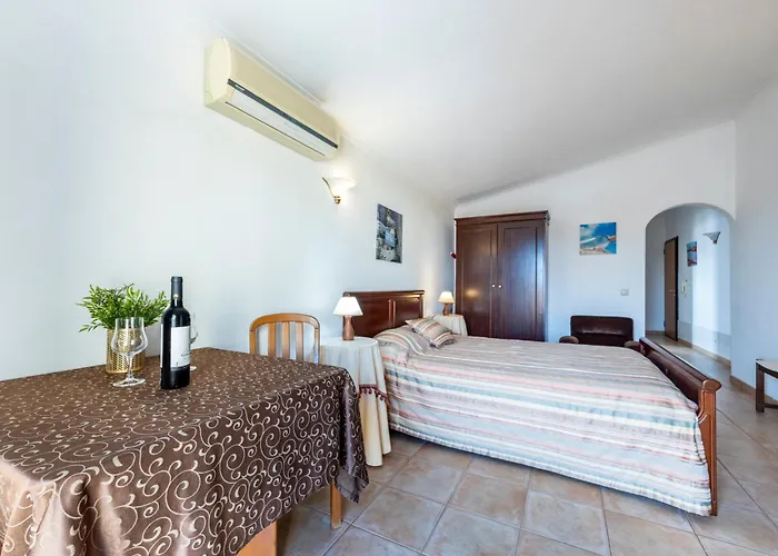 Apartamentos Mira Rio Lagos
