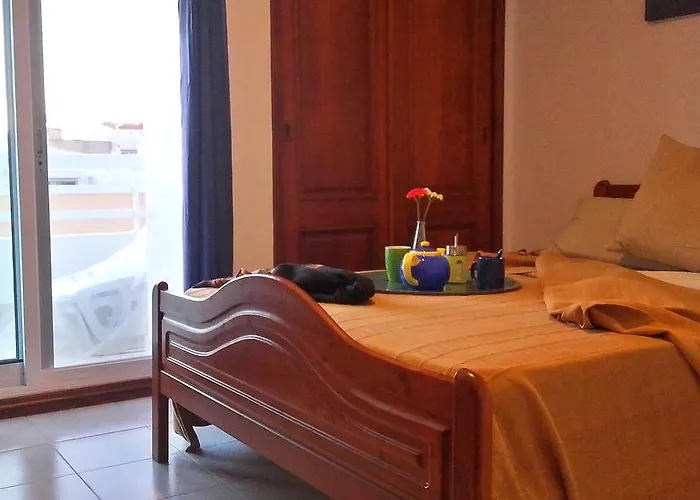 Huisdiervriedelijke Charming With Sea View Appartement Monte Gordo