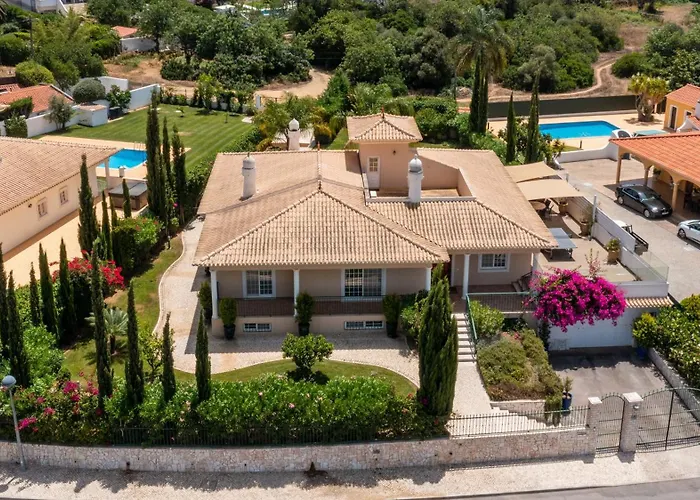 Fonte Santa Villa Quarteira