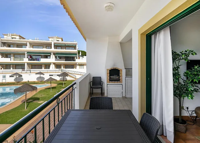 Vilamoura - Cozy And Quiet Holiday Apartment