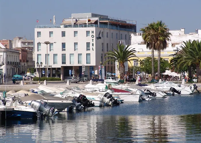 Hotel con campo da tennis a Distretto di Faro