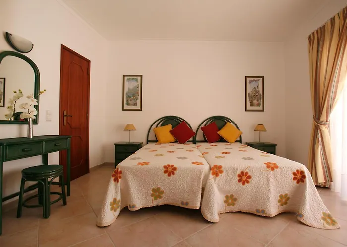 Apartamentos Coral Do Vau Portimao With Golf Course