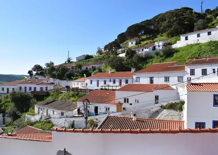 Hillside 2 Aljezur Old Town Pension