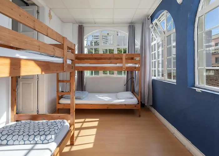 Le Penguin Hostel Distretto di Distretto di Faro