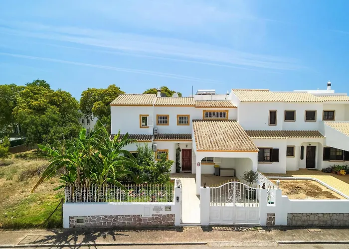Villa Chiquito Albufeira - Private Pool&Parking - Bbq&Ac&Wi-Fi