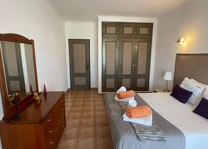 Pet friendly Quinta De Santo Antonio Ac2 Apartment Lagos