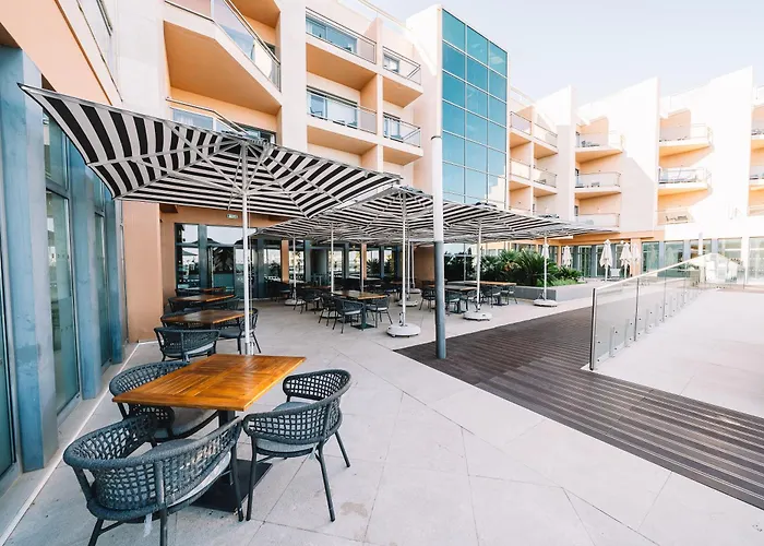 Hoteles con jacuzzi en Olhão