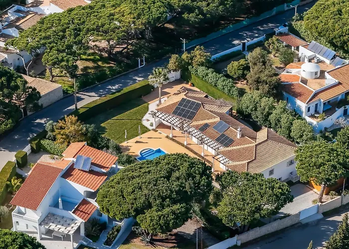 Exclusive Villa Toulouse With Pool In Falesia Algarve Albufeira