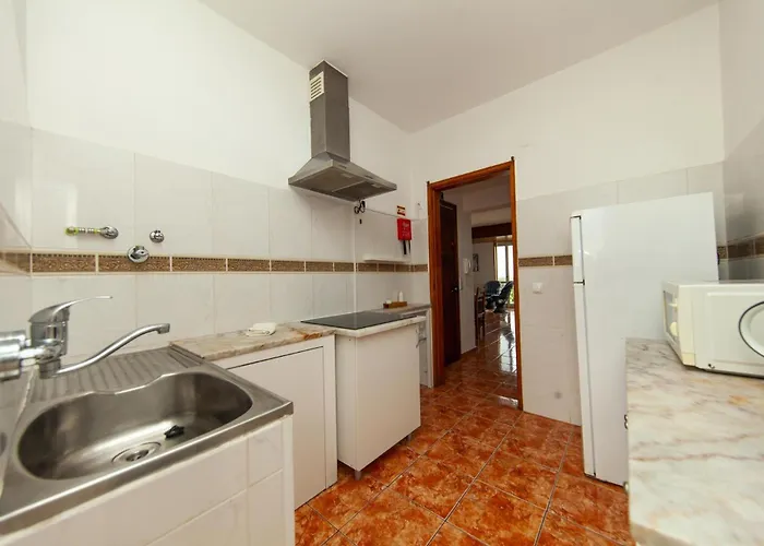 Haustierfreundliches Ferienwohnung B22 - Rising Sun 2 Bed Flat Lagos