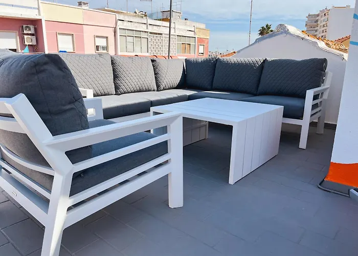 Leevin Stay Guesthouse Distretto di Distretto di Faro