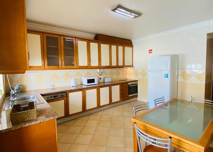 Villa Rafael - Private Pool - 10 Guests - Albufeira