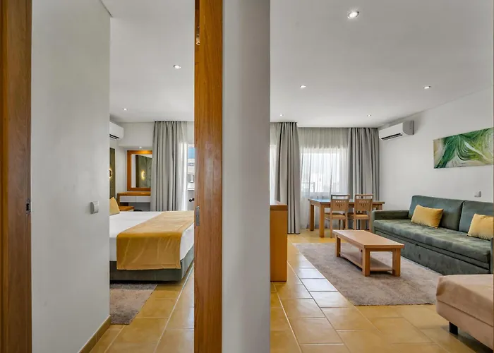 Albufeira Hotels